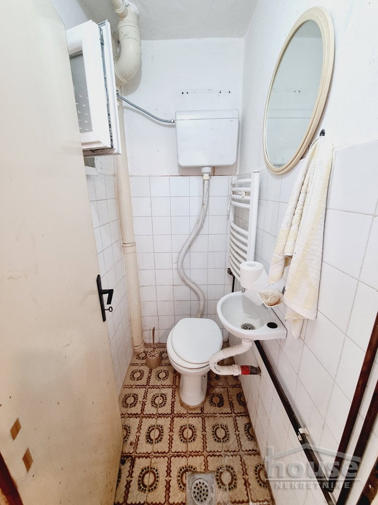 kuce-torine-3046485-ebg1f Kuća na prodaju, Torine, Novi Sad, 150m², 150.000 €
