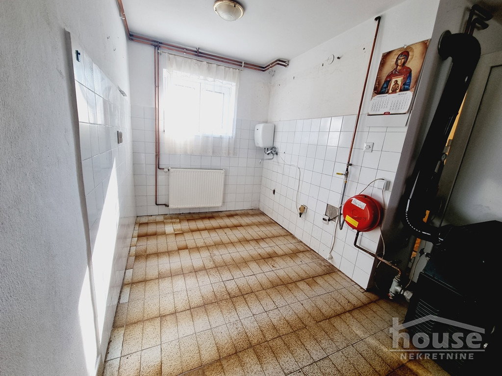 kuce-torine-3046485-jfgy1 Kuća na prodaju, Torine, Novi Sad, 150m², 150.000 €
