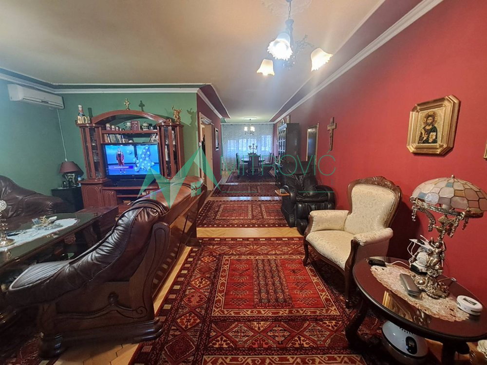kuce-trandZament-3000147-2vflt Kuća na prodaju, Trandžament, Novi Sad, 250m², 515.000 €