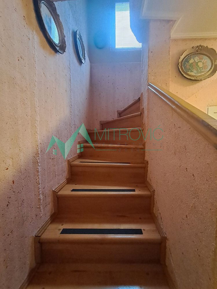 kuce-trandZament-3000147-g3ryf Kuća na prodaju, Trandžament, Novi Sad, 250m², 515.000 €