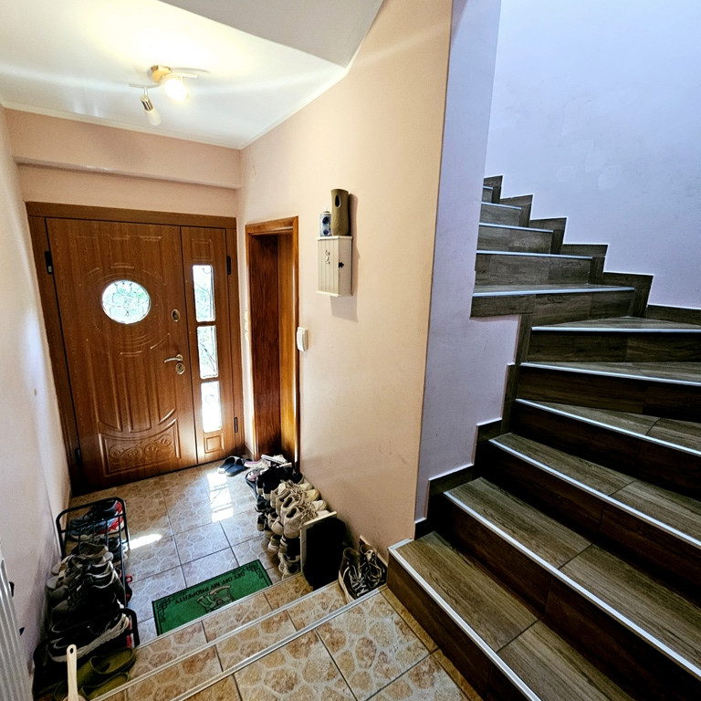 Kuća na prodaju, Veternik, Novi Sad, 270m², 364.000 €
