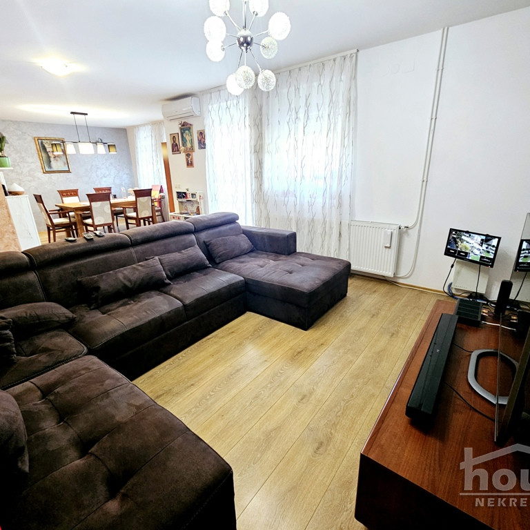 Kuća Prodaja Novi Sad  270 m2
