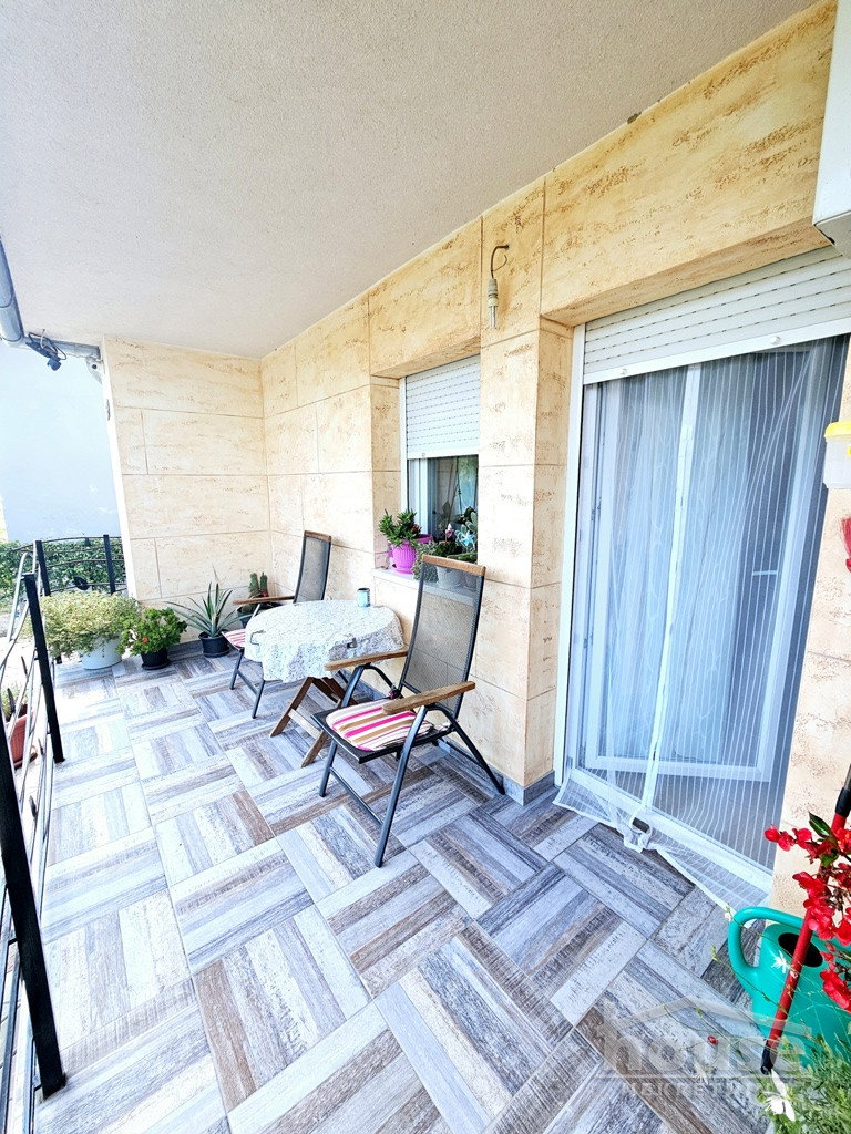 kuce-veterenik-3046669-qqdoq Kuća na prodaju, Veternik, Novi Sad, 270m², 364.000 €