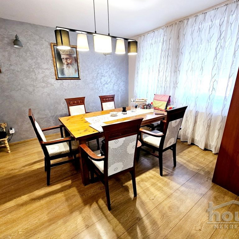 Kuća Prodaja Novi Sad  270 m2