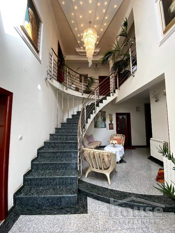 kuce-veterniCki-breg-3045698-rjglj Kuća na prodaju, Veternička Rampa, Novi Sad, 304m², 721.000 €