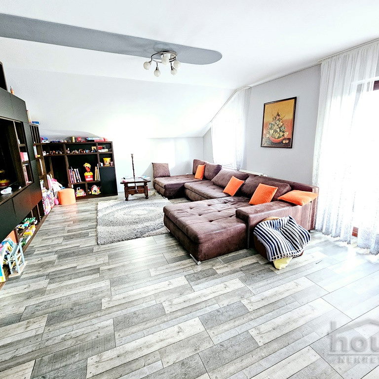 Kuća na prodaju, Veternik, Novi Sad, 463m², 450.000 €