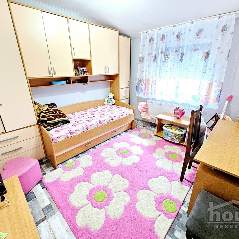 Kuća na prodaju, Veternik, Novi Sad, 463m², 450.000 €