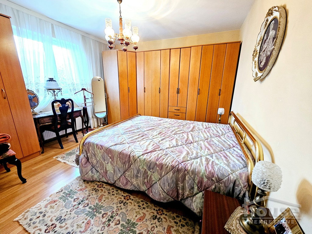 kuce-veternik-3046750-bwrkj Kuća na prodaju, Veternik, Novi Sad, 463m², 450.000 €