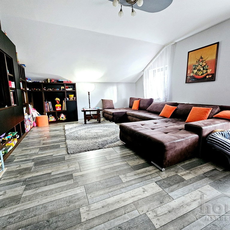 Kuća na prodaju, Veternik, Novi Sad, 463m², 450.000 €