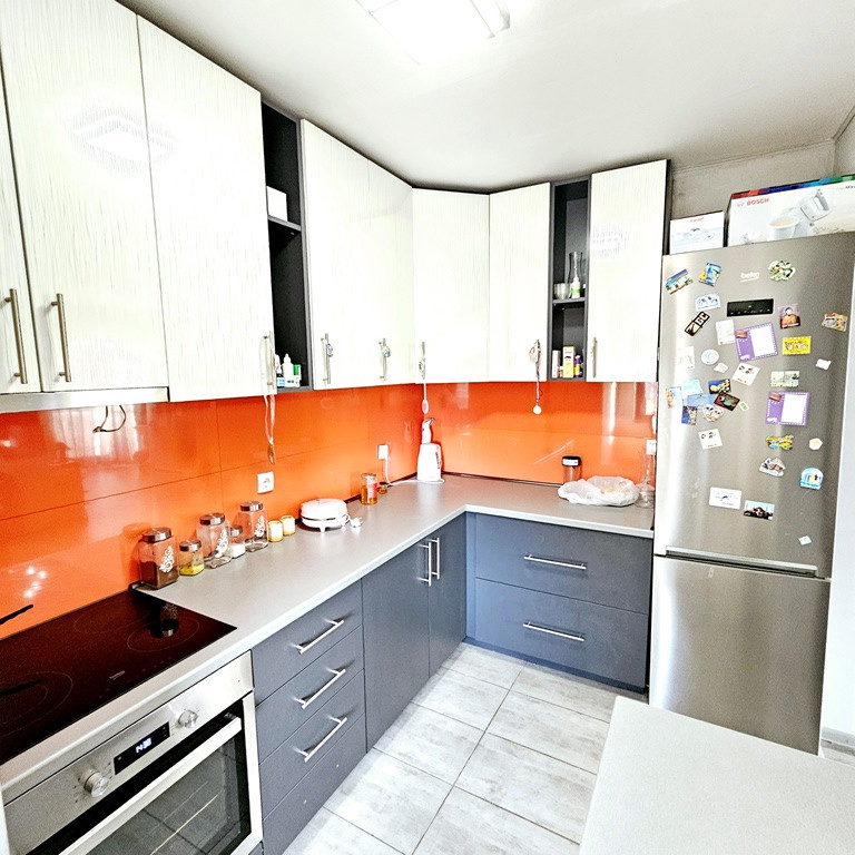 Kuća na prodaju, Veternik, Novi Sad, 463m², 450.000 €