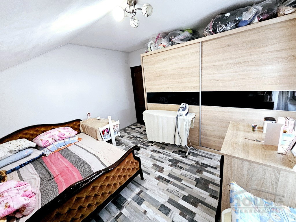 kuce-veternik-3046750-r68db Kuća na prodaju, Veternik, Novi Sad, 463m², 450.000 €