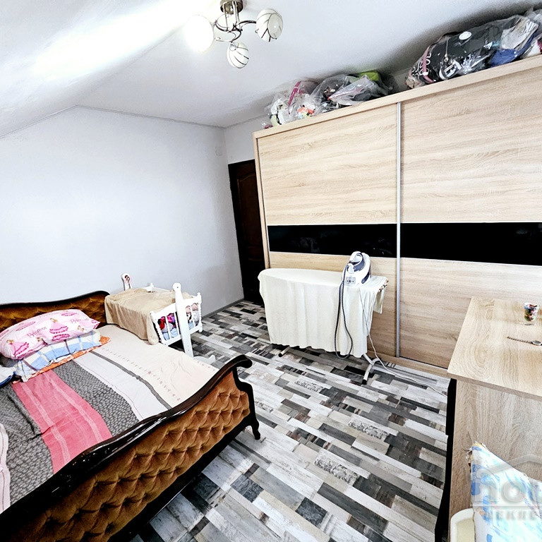 Kuća na prodaju, Veternik, Novi Sad, 463m², 450.000 €