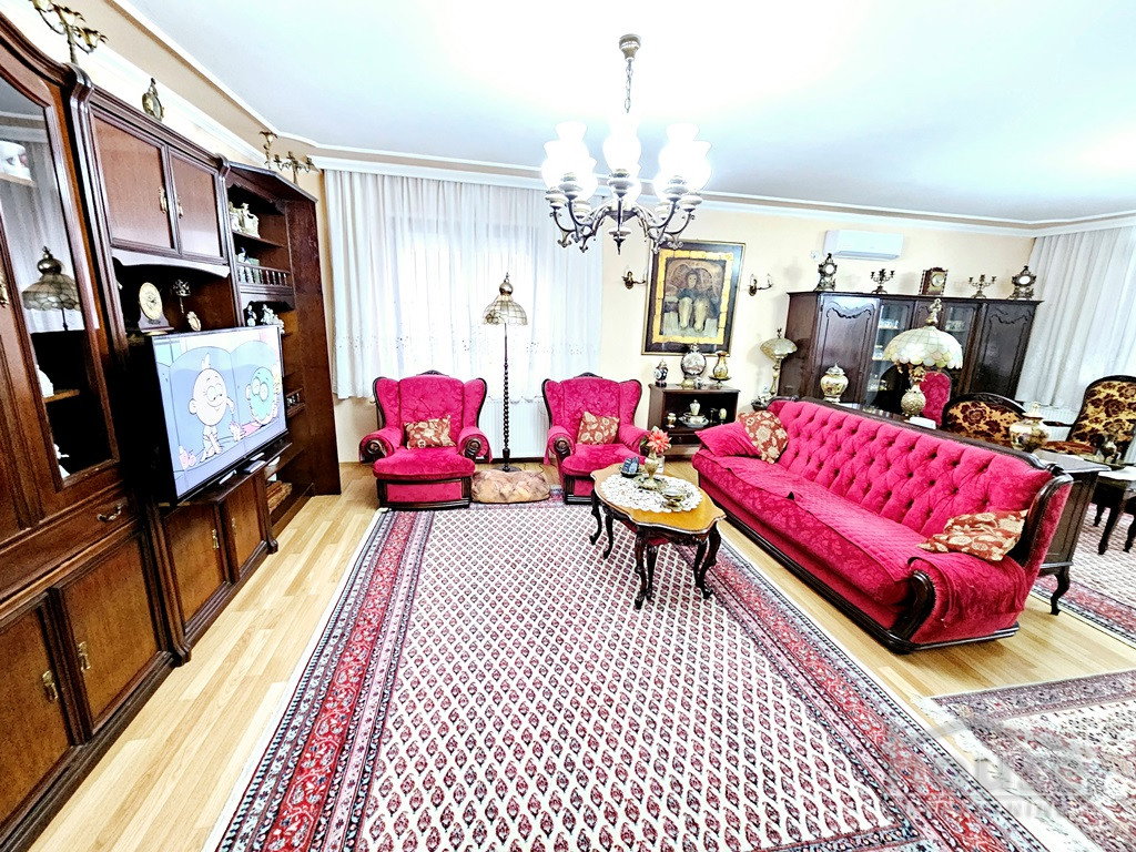 Kuća Prodaja Novi Sad Kuća Prodaja Novi Sad 463 m2