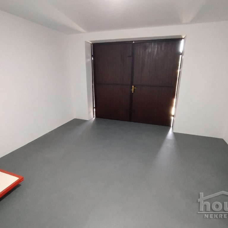 Kuća Prodaja Novi Sad  220 m2