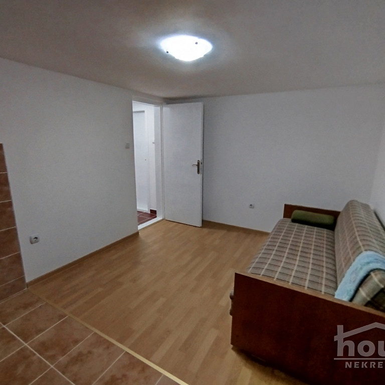 Kuća Prodaja Novi Sad  220 m2