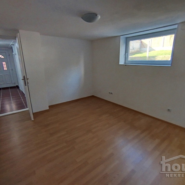 Kuća Prodaja Novi Sad  220 m2