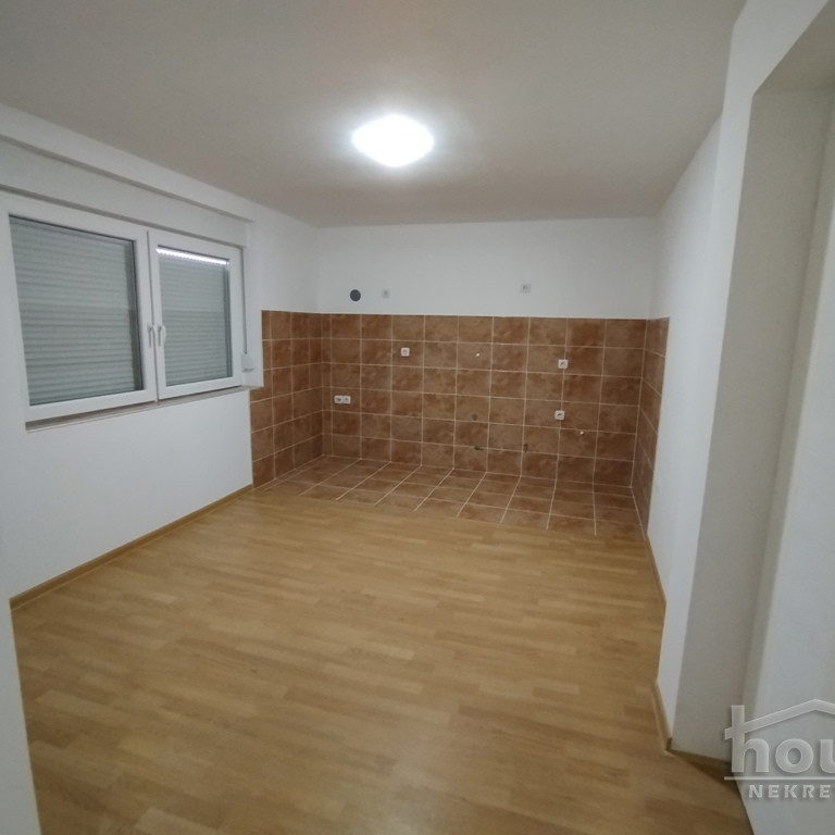 Kuća na prodaju, Vojinovo, Novi Sad, 220m², 319.300 €