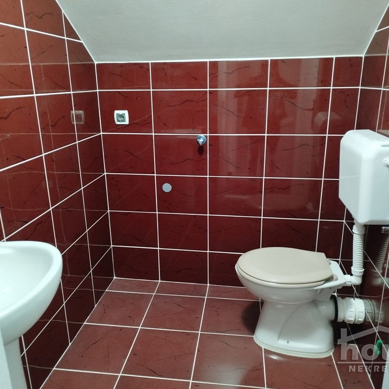 Kuća na prodaju, Vojinovo, Novi Sad, 220m², 319.300 €