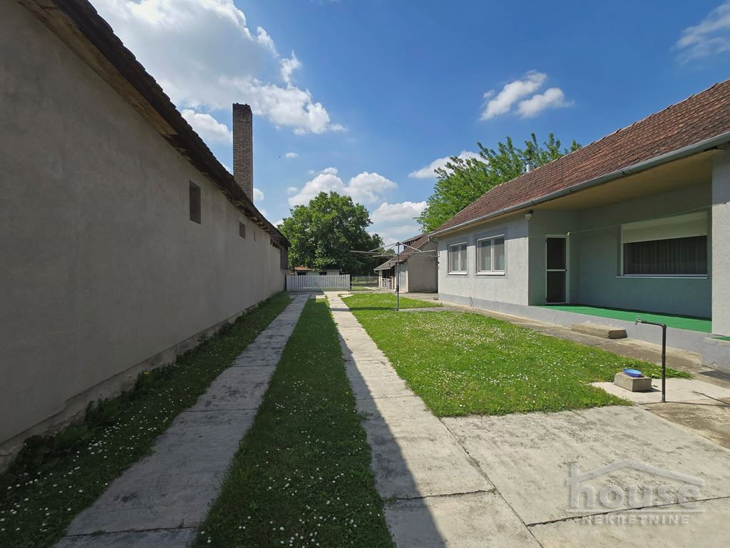Kuća Prodaja Novi Sad  255 m2
