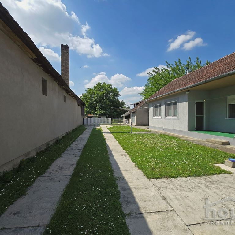 Kuća Prodaja Novi Sad  255 m2