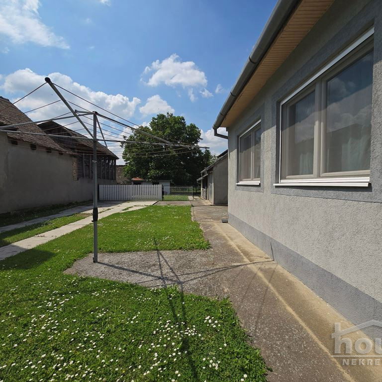 Kuća Prodaja Novi Sad  255 m2