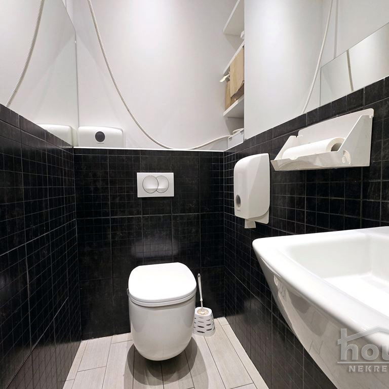 Lokal na prodaju, Bulevar Evrope, Novi Sad, 291m², 825.000 €