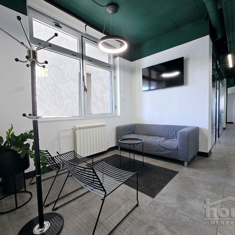 Lokal Prodaja Novi Sad  291 m2
