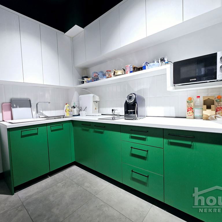 Lokal na prodaju, Bulevar Evrope, Novi Sad, 291m², 825.000 €