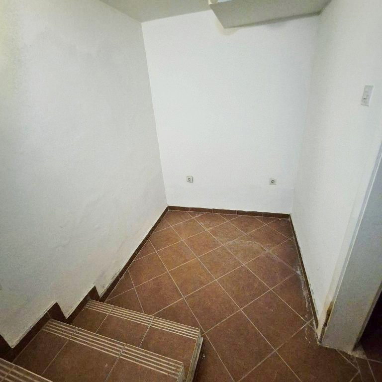 Lokal Prodaja Novi Sad  25 m2