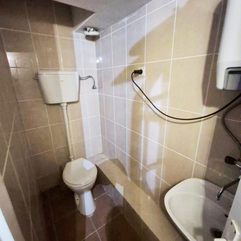 Lokal Prodaja Novi Sad  25 m2