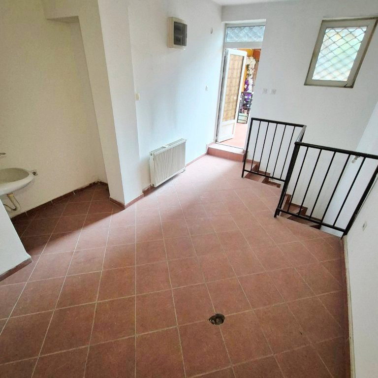 Lokal Prodaja Novi Sad  25 m2