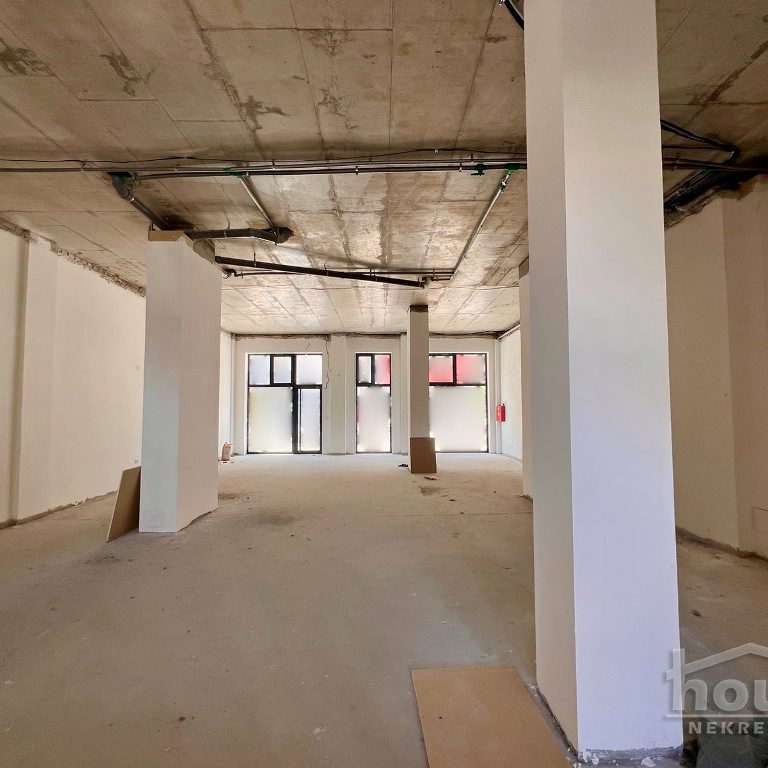 Lokal Prodaja Novi Sad  122 m2