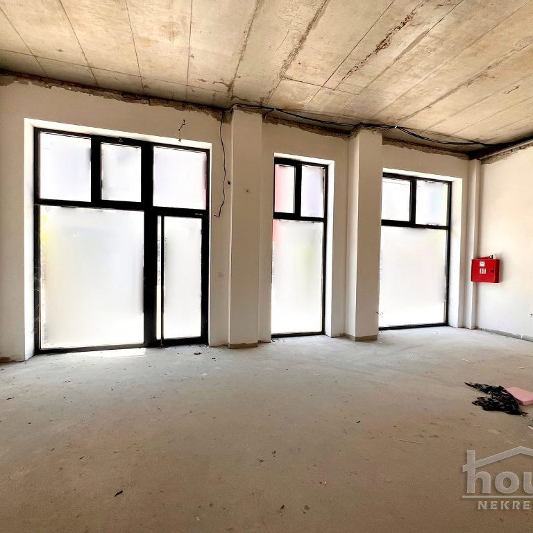 Lokal Prodaja Novi Sad  122 m2
