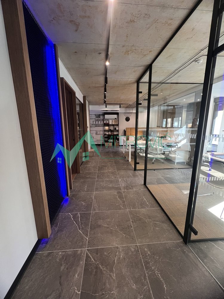 Lokal na prodaju, Podbara, Novi Sad, 121m², 463.500 €