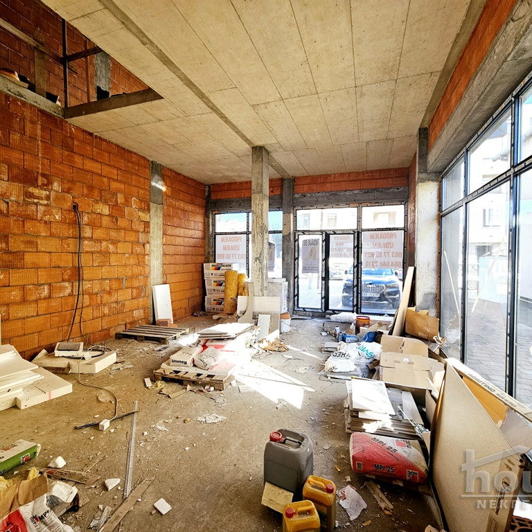 Lokal Prodaja Novi Sad  208 m2