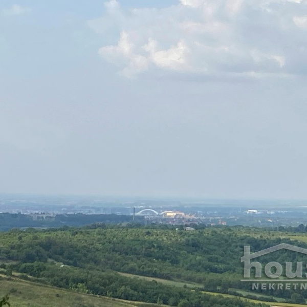 Plac Prodaja Novi Sad  13400 m2