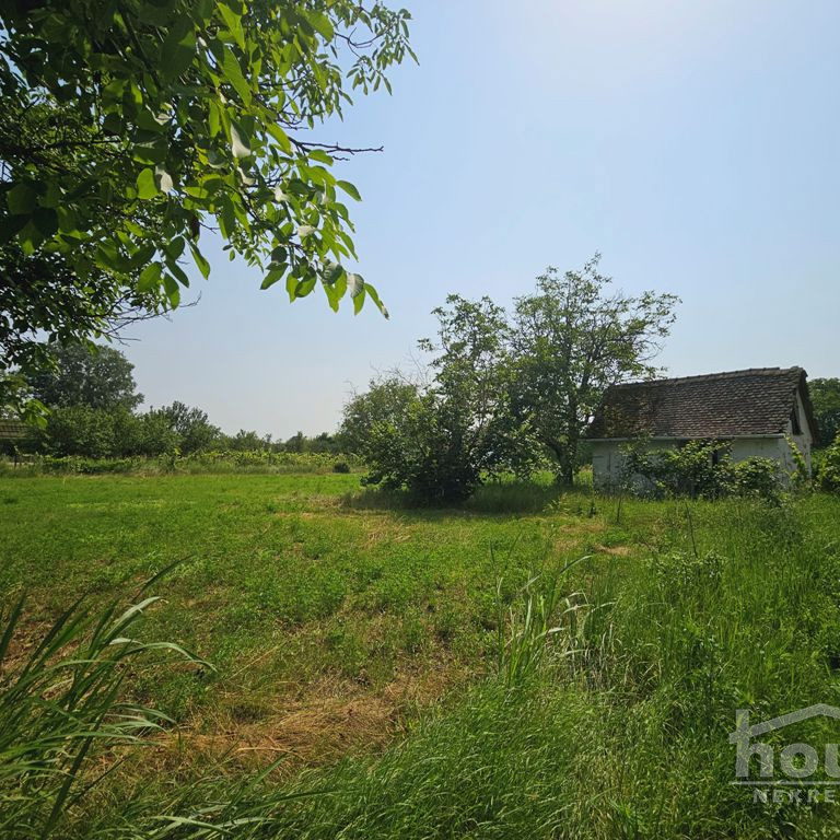 Plac Prodaja Novi Sad  656 m2