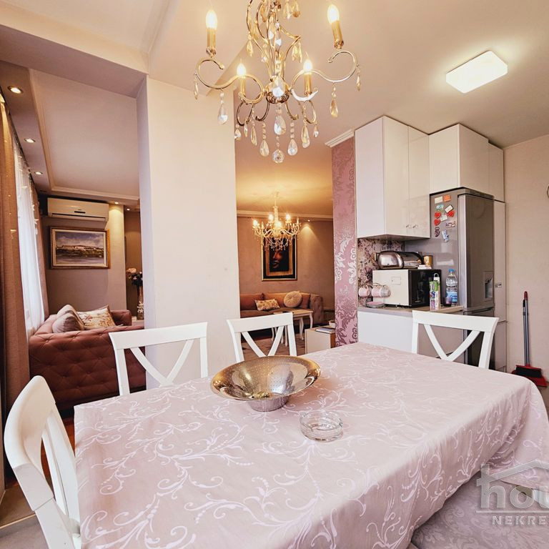 Stan Prodaja Novi Sad  124 m2