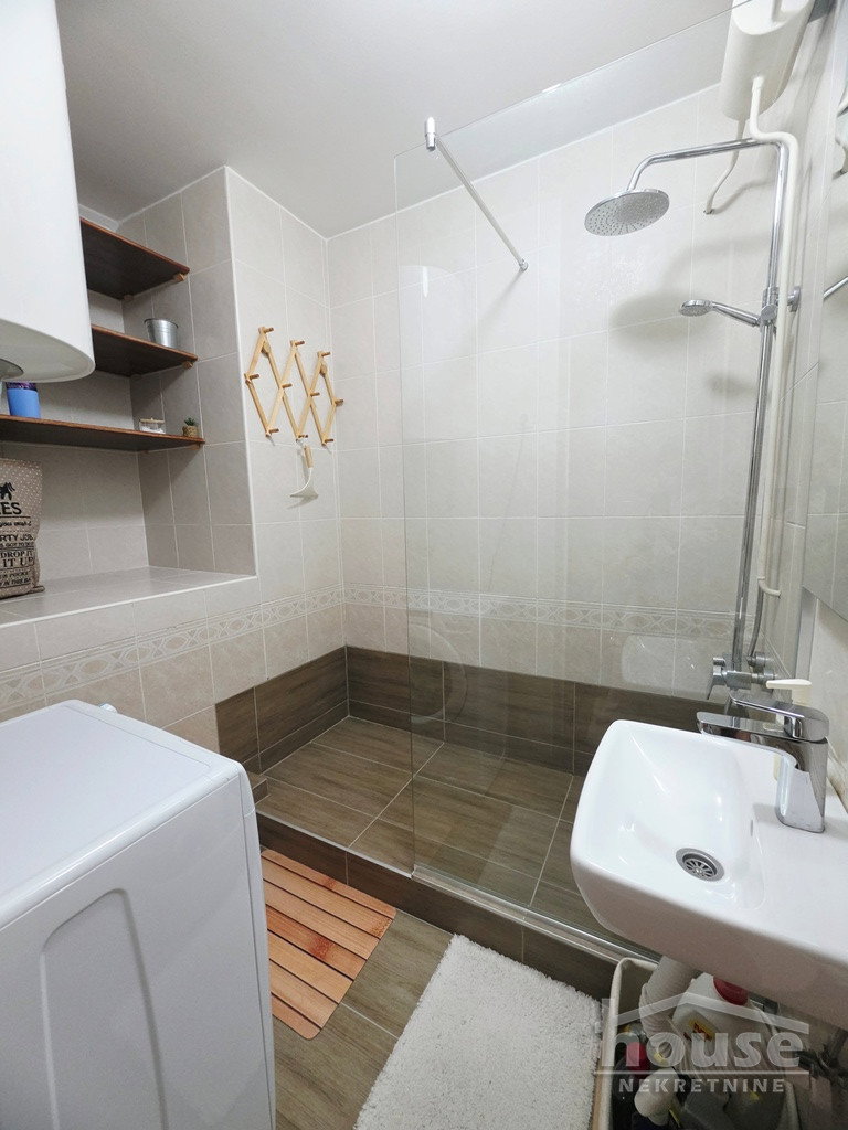 Dvosoban stan na prodaju, Cara Dušana, Novi Sad, 61m², 6. sprat, 149.000 €