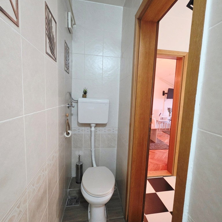 Dvosoban stan na prodaju, Cara Dušana, Novi Sad, 61m², 6. sprat, 149.000 €