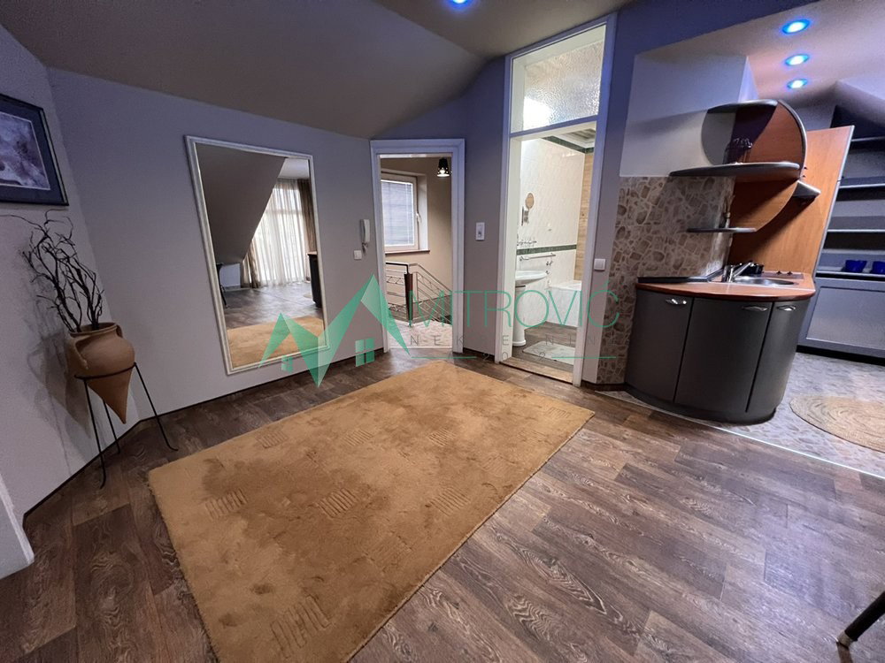 stanovi-1-5-dx-centar-ns-1003373-emflc Jednoiposoban stan na prodaju, Centar, Novi Sad, 68m², 221.450 €