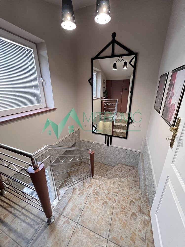 stanovi-1-5-dx-centar-ns-1003373-qdq5x Jednoiposoban stan na prodaju, Centar, Novi Sad, 68m², 221.450 €
