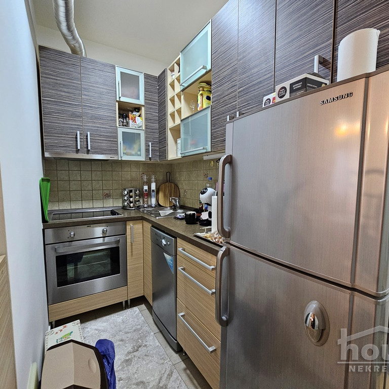 Stan Prodaja Novi Sad  41 m2