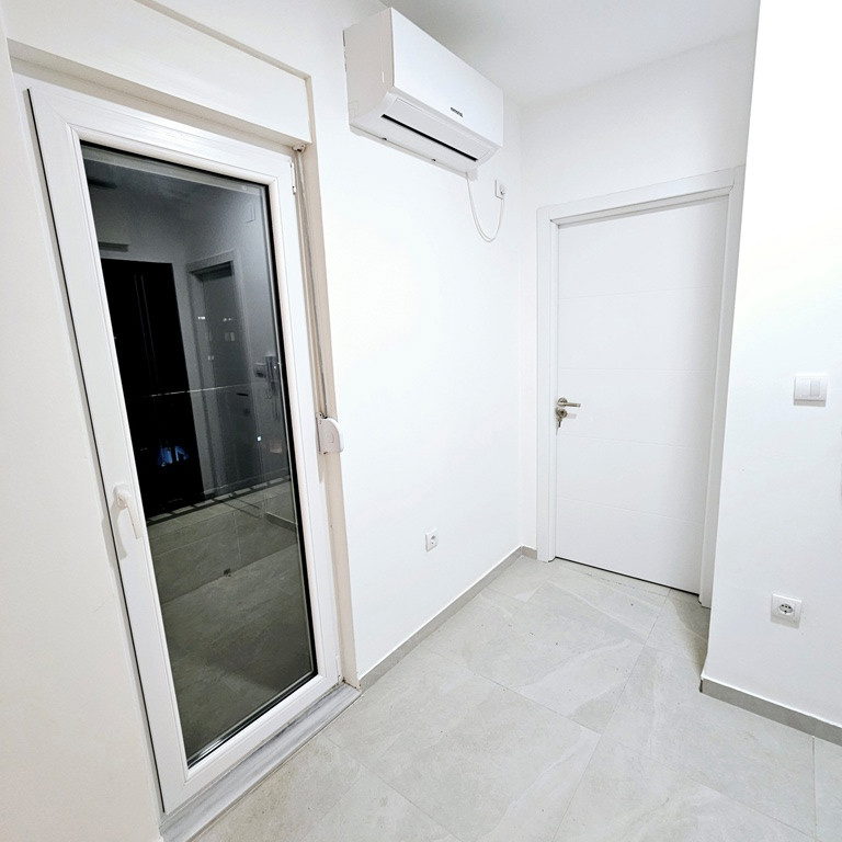Jednoiposoban stan na prodaju, Grbavica, Novi Sad, 36m², 93.000 €