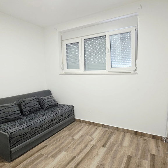 Stan Prodaja Novi Sad  38 m2