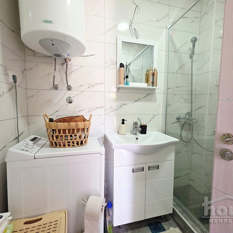 Jednoiposoban stan na prodaju, Centar, Novi Sad, 39m², 83.000 €