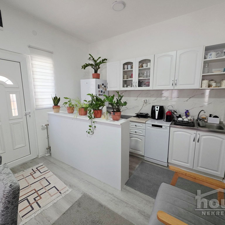 Jednoiposoban stan na prodaju, Centar, Novi Sad, 39m², 83.000 €