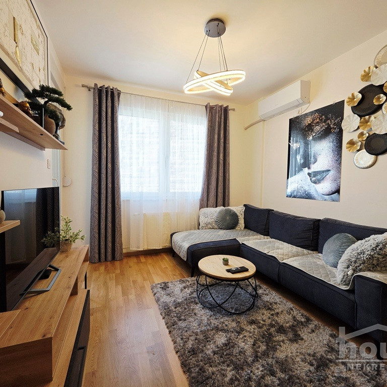 Stan Prodaja Novi Sad  42 m2