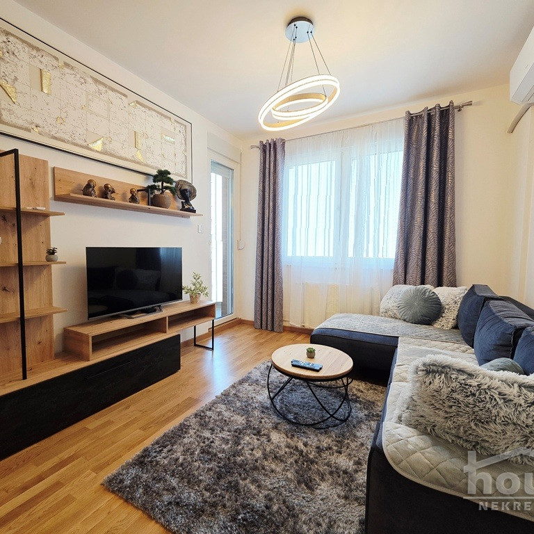 Stan Prodaja Novi Sad  42 m2