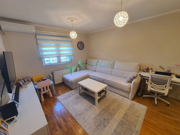 Stan Prodaja Novi Sad  38 m2